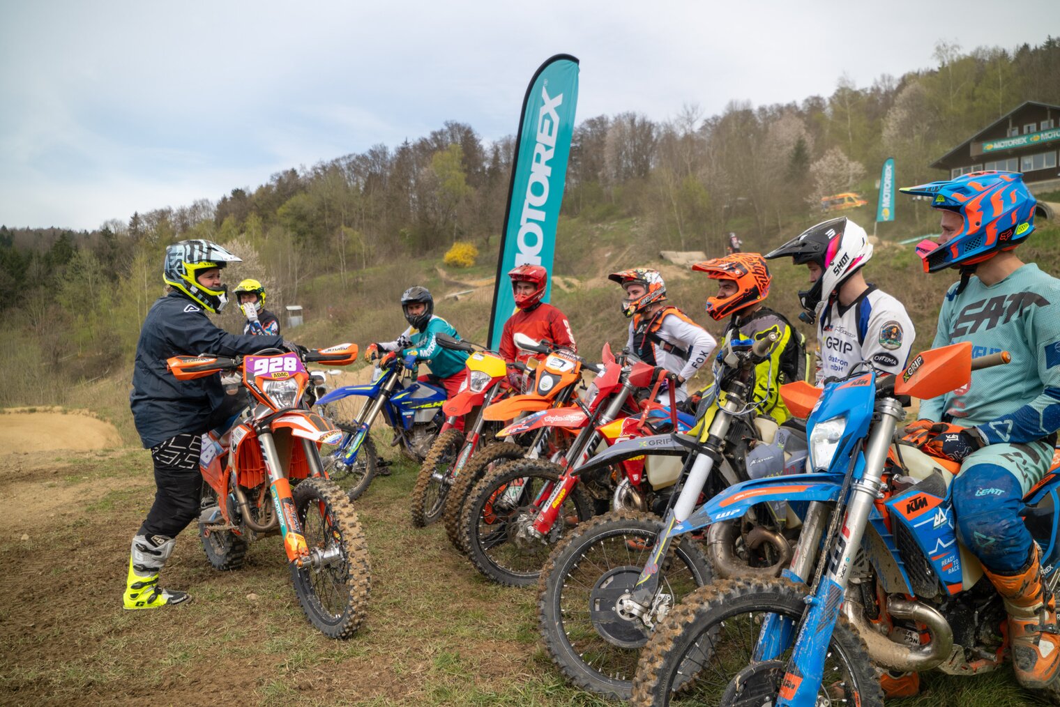 Lernen vom Weltmeister: Mani Lettenbichler bei MOTOREX  Dirt Mania